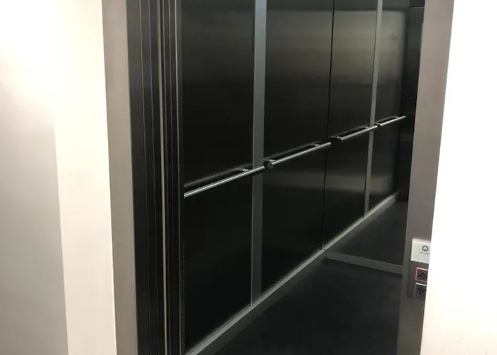 Black Tower In Centrum