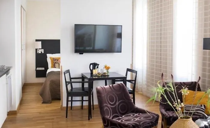 Black Tower In Centrum アパート シュチェチン